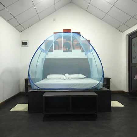 Falcons Nest Hotel Udawalawe Luaran gambar